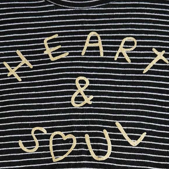 ⚠️Free bundle item- striped shirt - Picture 2 of 7